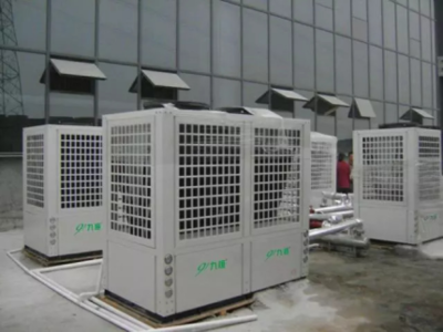 嬰幼兒游泳館恒溫熱水工程 為什么選擇空氣能熱水器安全省電